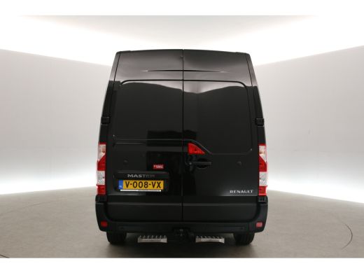 Renault Master T35 2.3 dCi L2H2 Airco Camera Cruise Navigatie PDC 3 Persoons Elektrpakket Trekhaak ActivLease financial lease