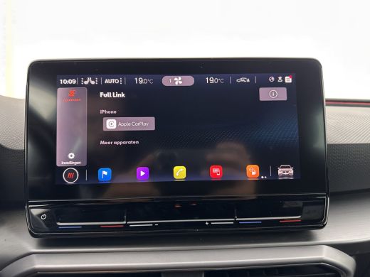 Seat Leon 1.5 eTSI FR Launch Edition Aut. *FULL-LED | DIGI-COCKPIT | NAVI-FULLMAP | SPORT-SEATS | HEATED-SE... ActivLease financial lease