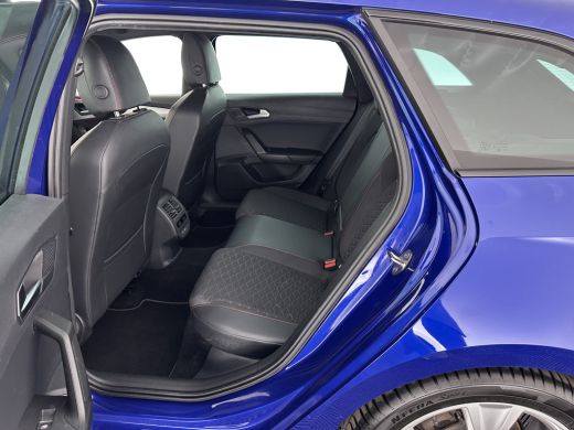 Seat Leon 1.5 eTSI FR Launch Edition Aut. *FULL-LED | DIGI-COCKPIT | NAVI-FULLMAP | SPORT-SEATS | HEATED-SE... ActivLease financial lease