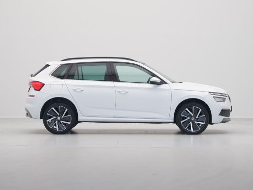 Skoda Kamiq 1.0 TSI 110pk DSG Sport Business Panorama dak 18"lm velgen Keyless Camera Clima ActivLease financial lease