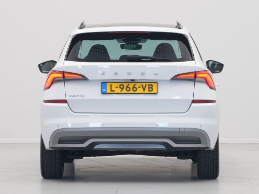Skoda Kamiq 1.0 TSI 110pk DSG Sport Business Panorama dak 18"lm velgen Keyless Camera Clima ActivLease financial lease