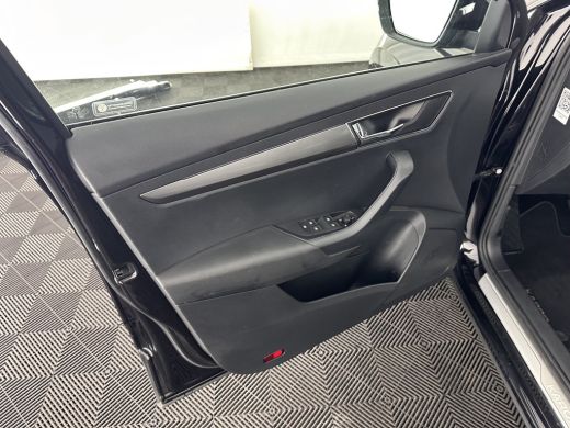 Skoda Karoq 1.5 TSI ACT Business Edition Aut. *PANO | LEATHER-ALCANTARA  | FULL-LED | NAVI-FULLMAP | KEYLESS ... ActivLease financial lease