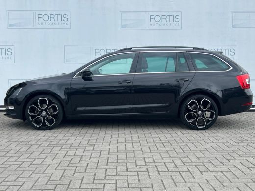 Skoda Octavia Combi 1.0 TSI Greentech Business Edition TREKHAAK | STOELVERWARMING | NAVI ActivLease financial lease