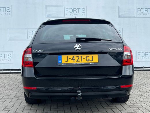 Skoda Octavia Combi 1.0 TSI Greentech Business Edition TREKHAAK | STOELVERWARMING | NAVI ActivLease financial lease