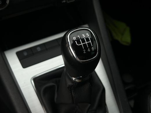 Skoda Octavia Combi 1.0 TSI Greentech Business Edition TREKHAAK | STOELVERWARMING | NAVI ActivLease financial lease