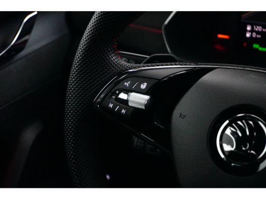 Skoda Octavia Combi 1.4 TSI RS iV PHEV 245PK Business TREKHAAK | NAVIGATIE | CAMERA | ELEKTR. A. KLEP | VERLENG... ActivLease financial lease