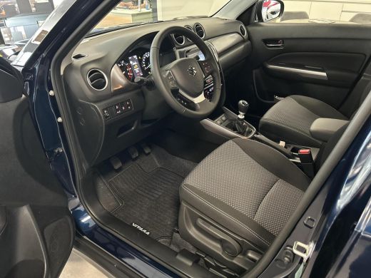 Suzuki Vitara 1.4 Boosterjet Select Smart Hybrid 1500 KG Trekgewicht ActivLease financial lease