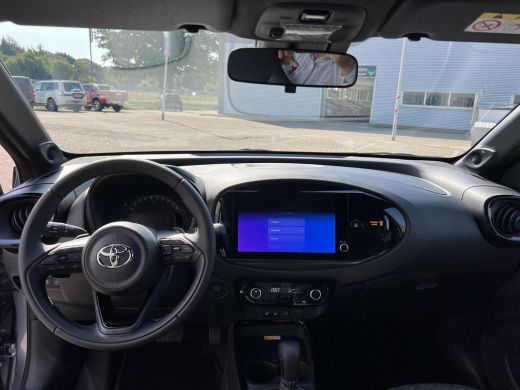 Toyota Aygo 1.0 VVT-i S-CVT Premium ActivLease financial lease