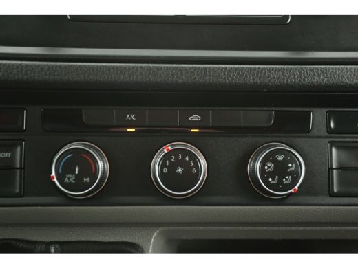 Volkswagen Crafter 35 2.0 TDI L3H3 141PK | 3000KG Trekgew. | Airco Cruise Elektrpakket Trekhaak ActivLease financial lease