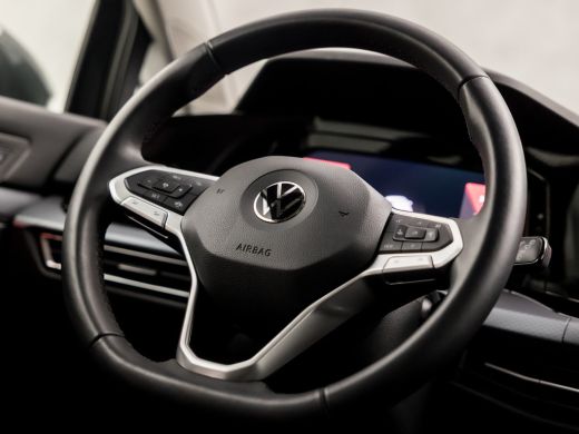Volkswagen Golf 1.5 TSI Sportline 150Pk (APPLE CARPLAY, GROOT NAVI, STUUR/STOELVERWARMING, SFEERVERLICHTING, SPOR... ActivLease financial lease