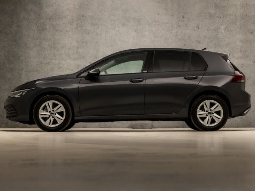 Volkswagen Golf 1.5 TSI Sportline 150Pk (APPLE CARPLAY, GROOT NAVI, STUUR/STOELVERWARMING, SFEERVERLICHTING, SPOR... ActivLease financial lease
