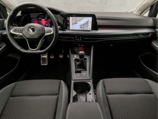 Volkswagen Golf 1.5 TSI Sportline 150Pk (APPLE CARPLAY, GROOT NAVI, STUUR/STOELVERWARMING, SFEERVERLICHTING, SPOR... ActivLease financial lease