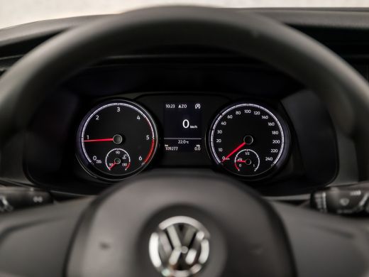 Volkswagen Transporter 2.0 TDI L1H1 Comfortline 9 Persoons (APPLE CARPLAY, TREKHAAK, PARKEERSENSOREN, GETINT GLAS, ELEK ... ActivLease financial lease