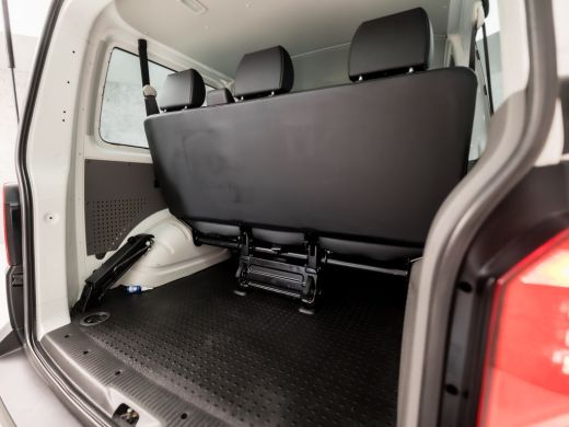 Volkswagen Transporter 2.0 TDI L1H1 Comfortline 9 Persoons (APPLE CARPLAY, TREKHAAK, PARKEERSENSOREN, GETINT GLAS, ELEK ... ActivLease financial lease