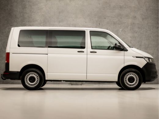 Volkswagen Transporter 2.0 TDI L1H1 Comfortline 9 Persoons (APPLE CARPLAY, TREKHAAK, PARKEERSENSOREN, GETINT GLAS, ELEK ... ActivLease financial lease