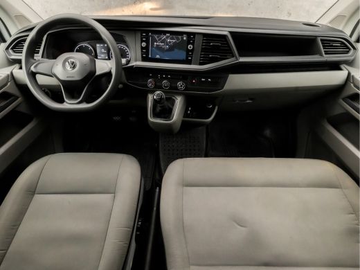 Volkswagen Transporter 2.0 TDI L1H1 Comfortline 9 Persoons (APPLE CARPLAY, TREKHAAK, PARKEERSENSOREN, GETINT GLAS, ELEK ... ActivLease financial lease