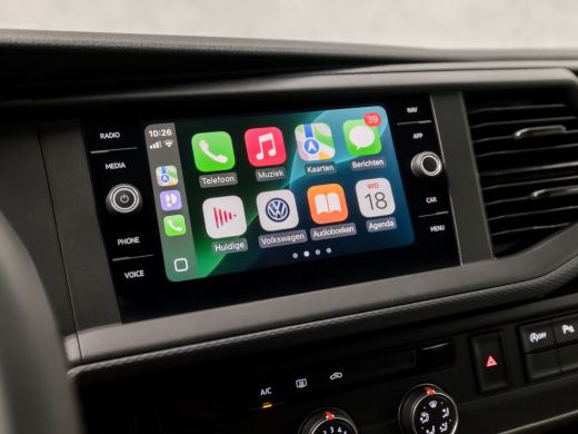 Volkswagen Transporter 2.0 TDI L1H1 Comfortline 9 Persoons (APPLE CARPLAY, TREKHAAK, PARKEERSENSOREN, GETINT GLAS, ELEK ... ActivLease financial lease