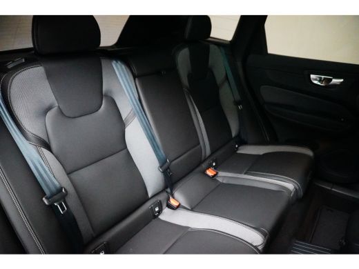 Volvo  XC60 T6 Plus Black Edition | Pano | BLIS | Verwarmbare Voorstoelen + Stuurwiel | ActivLease financial lease