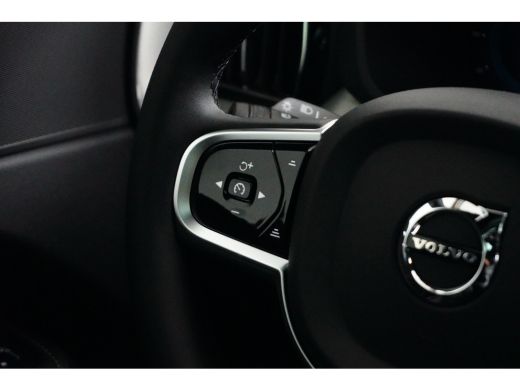 Volvo  XC60 T6 Plus Black Edition | Pano | BLIS | Verwarmbare Voorstoelen + Stuurwiel | ActivLease financial lease