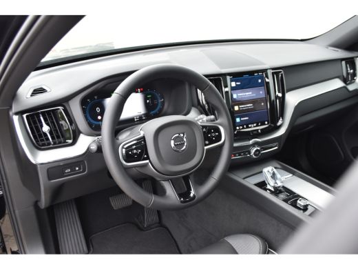 Volvo  XC60 T6 Plus Black Edition | Pano | BLIS | Verwarmbare Voorstoelen + Stuurwiel | ActivLease financial lease