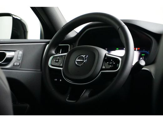 Volvo  XC60 T6 Plus Black Edition | Pano | BLIS | Verwarmbare Voorstoelen + Stuurwiel | ActivLease financial lease