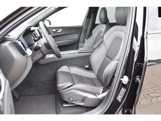 Volvo  XC60 T6 Plus Black Edition | Pano | BLIS | Verwarmbare Voorstoelen + Stuurwiel | ActivLease financial lease
