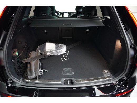 Volvo  XC60 T6 Plus Black Edition | Pano | BLIS | Verwarmbare Voorstoelen + Stuurwiel | ActivLease financial lease