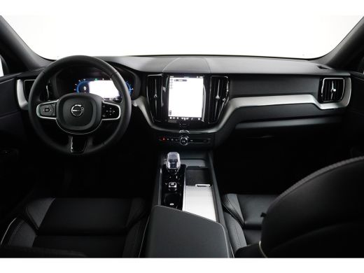 Volvo  XC60 T6 Plus Black Edition | Pano | BLIS | Verwarmbare Voorstoelen + Stuurwiel | ActivLease financial lease