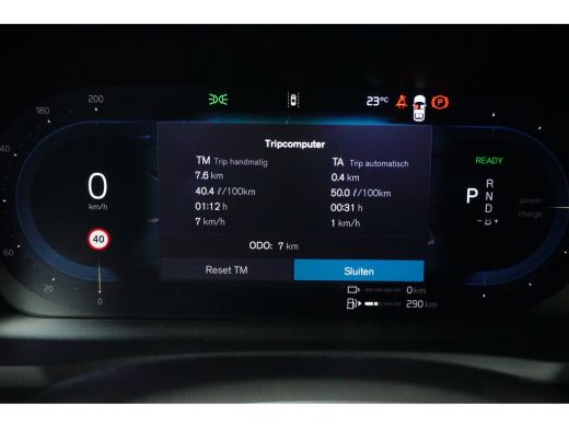 Volvo  XC90 T8 Ultra Dark Facelift | 3e stoelrij | Achteruitrijcamera met 360° Surround View | Head-up-display ActivLease financial lease