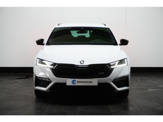 Skoda Octavia Combi 1.4 TSI RS iV PHEV 245PK Business TREKHAAK | NAVIGATIE | CAMERA | ELEKTR. A. KLEP | VERLENG...