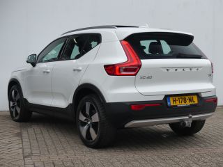 Volvo  XC40 1.5 T5 Twin Engine Momentum Pro | TREKHAAK | PANORAMADAK | DODEHOEKDETECTIE | CAMERA |