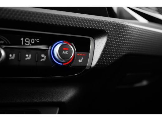 Audi A1 Sportback Sportback 25 TFSI 95pk S-Line | Navigatie | Stoelverwarming | Adaptive Cruise | Keyless ActivLease financial lease