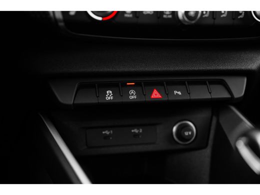 Audi A1 Sportback Sportback 25 TFSI 95pk S-Line | Navigatie | Stoelverwarming | Adaptive Cruise | Keyless ActivLease financial lease