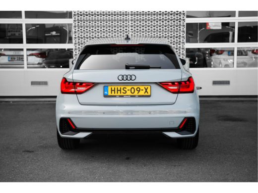 Audi A1 Sportback Sportback 25 TFSI 95pk S-Line | Navigatie | Stoelverwarming | Adaptive Cruise | Keyless ActivLease financial lease