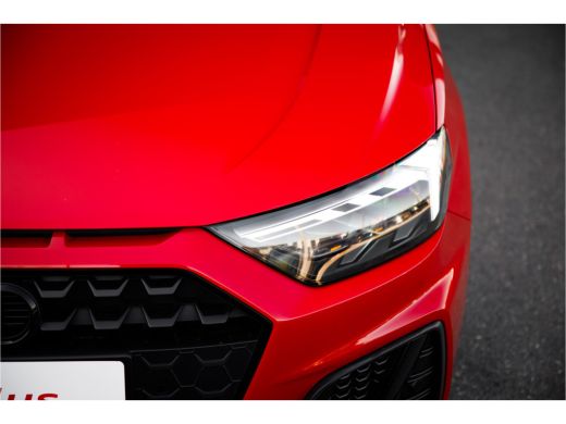 Audi A1 Sportback Sportback 30 TFSI 110pk S edition | Navigatie | Keyless | Stoelverwarming | SONOS | 18" ActivLease financial lease