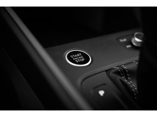Audi A1 Sportback Sportback 30 TFSI 110pk S edition | Navigatie | Keyless | Stoelverwarming | SONOS | 18" ActivLease financial lease