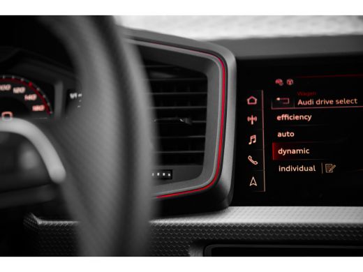 Audi A1 Sportback Sportback 30 TFSI 110pk S edition | Navigatie | Keyless | Stoelverwarming | SONOS | 18" ActivLease financial lease