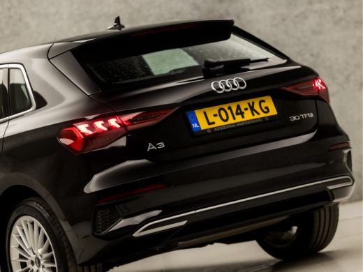 Audi A3 Sportback 30 TFSI Sport Automaat (APPLE CARPLAY, GROOT NAVI, CLIMATE, LED KOPLAMPEN, SPORTSTOELEN... ActivLease financial lease