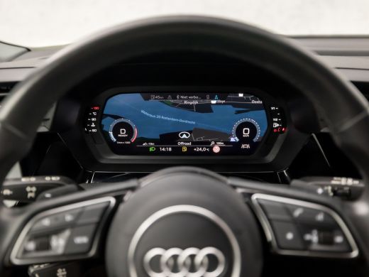 Audi A3 Sportback 30 TFSI Sport Automaat (APPLE CARPLAY, GROOT NAVI, CLIMATE, LED KOPLAMPEN, SPORTSTOELEN... ActivLease financial lease