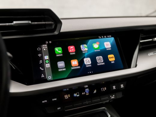 Audi A3 Sportback 30 TFSI Sportline Automaat (APPLE CARPLAY, GROOT NAVI, CLIMATE, PARKEERSENSOREN, SPORTS... ActivLease financial lease