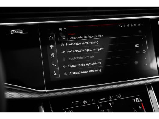 Audi Q8 55 TFSI e S edition 394pk | 23" | Vierwielbesturing | Panoramadak | Head-Up | Trekhaak ActivLease financial lease