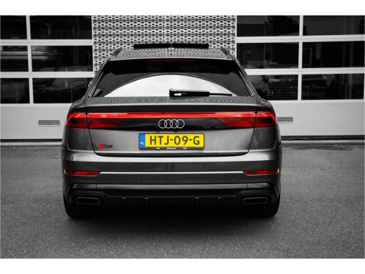 Audi Q8 55 TFSI e S edition 394pk | 23" | Vierwielbesturing | Panoramadak | Head-Up | Trekhaak ActivLease financial lease