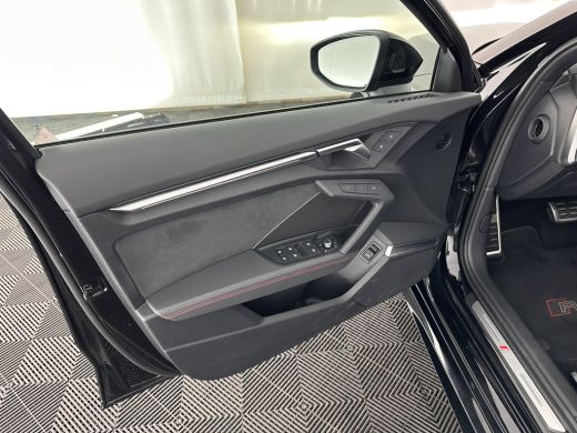 Audi RS3 2.5 TFSI quattro Aut. *PANO | HEAD-UP | MATRIX-LED | FULL-LED | ADAPTIVE-CRUISE | BLIND-SPOT | ME... ActivLease financial lease