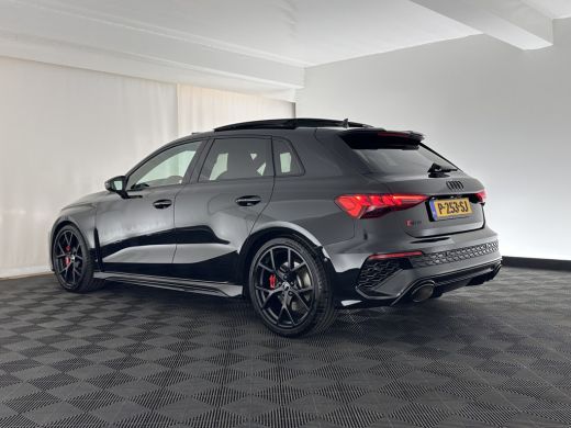 Audi RS3 2.5 TFSI quattro Aut. *PANO | HEAD-UP | MATRIX-LED | FULL-LED | ADAPTIVE-CRUISE | BLIND-SPOT | ME... ActivLease financial lease