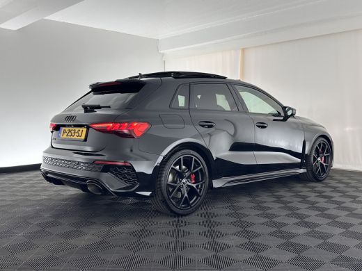 Audi RS3 2.5 TFSI quattro Aut. *PANO | HEAD-UP | MATRIX-LED | FULL-LED | ADAPTIVE-CRUISE | BLIND-SPOT | ME... ActivLease financial lease