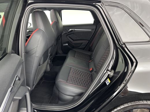 Audi RS3 2.5 TFSI quattro Aut. *PANO | HEAD-UP | MATRIX-LED | FULL-LED | ADAPTIVE-CRUISE | BLIND-SPOT | ME... ActivLease financial lease