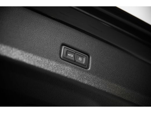 Audi RSQ8 4.0 TFSI 600pk quattro | Keramisch | Stoelventilatie | Panoramadak | 360 camera | Dodehoekdetectie | ActivLease financial lease