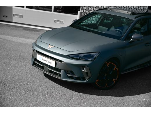 CUPRA Leon Sportstourer 1.5 TSI e-Hybrid VZ Performance | Panoramadak | Carplay | Adapt. Cruise ActivLease financial lease