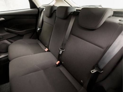 Ford Focus 1.0 Sport (AIRCO, STUURWIEL MULTIFUNCTIONEEL, START/STOP, SPORTSTOELEN, ELEK RAMEN, NIEUWSTAAT) ActivLease financial lease