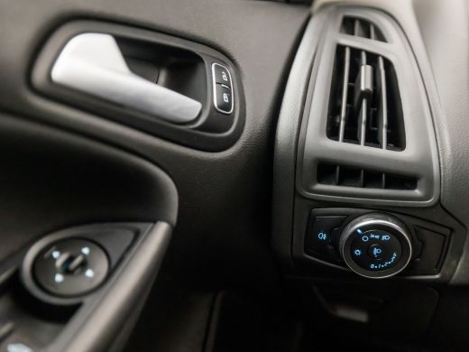 Ford Focus 1.0 Sport (AIRCO, STUURWIEL MULTIFUNCTIONEEL, START/STOP, SPORTSTOELEN, ELEK RAMEN, NIEUWSTAAT) ActivLease financial lease